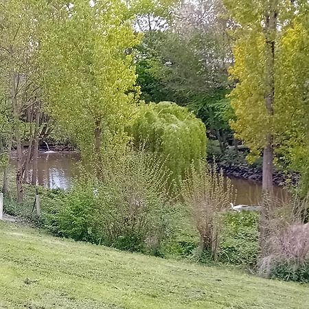 Maison Au Coeur De La Nature Cerisy-la-Foret Eksteriør bilde
