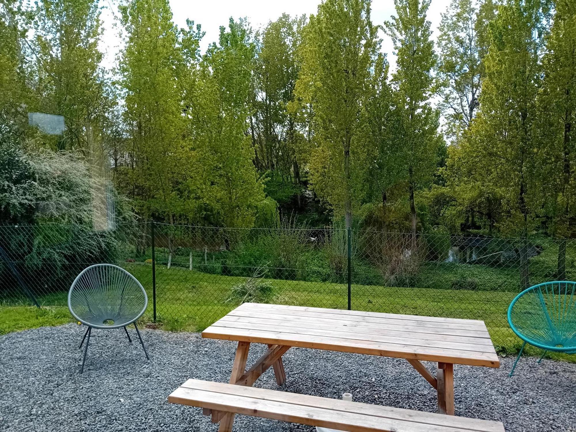 Maison Au Coeur De La Nature Cerisy-la-Foret Eksteriør bilde